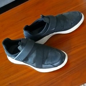 Zara Velcro Sneakers